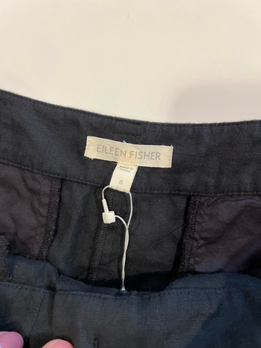 Eileen Fisher Organic Linen Shorts Navy Size 6 NWT - Picture 10 of 11